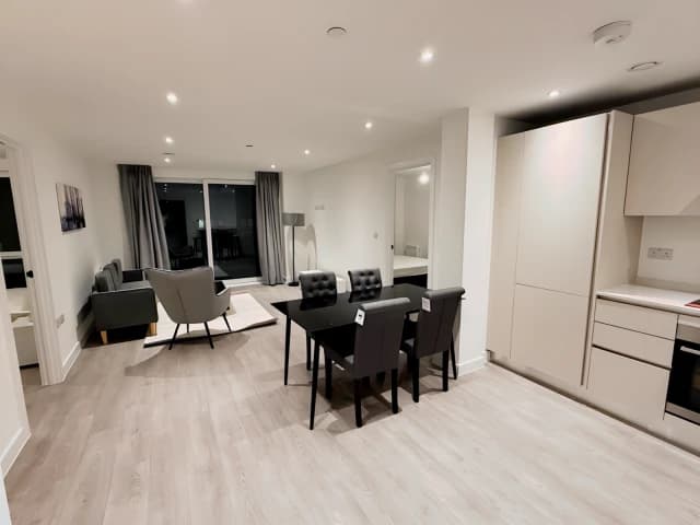 2 bedrooms 2 bathrooms