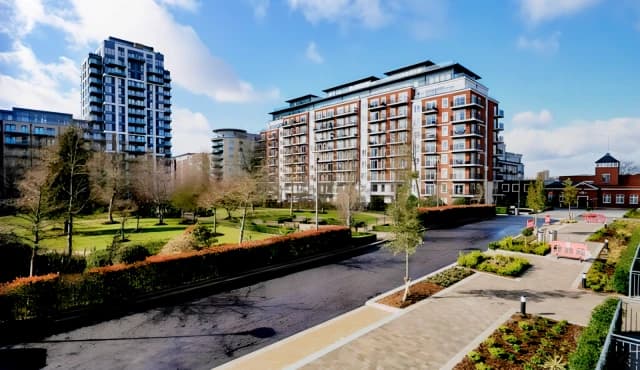 CW-Flat , Fermont House, Beaufort Square, London image 2
