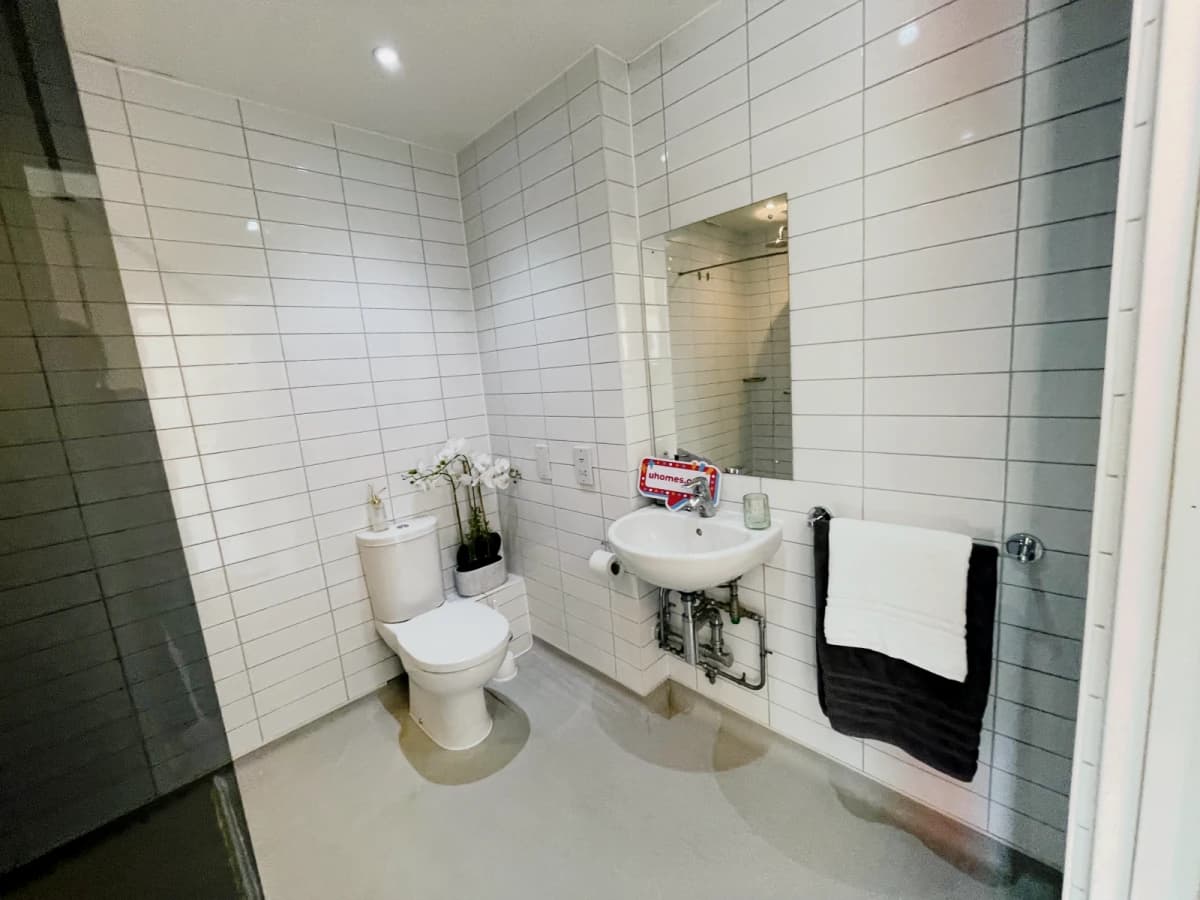 Arbury Court Kingston image