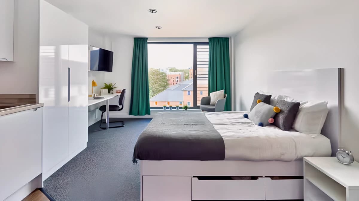 Selly Oak Apartments image