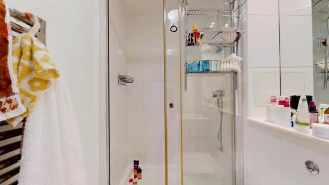 2 Bed / 2 Bath