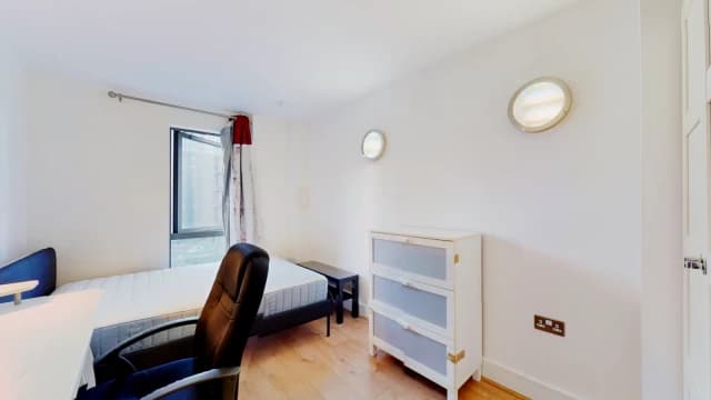 2 Bed / 2 Bath