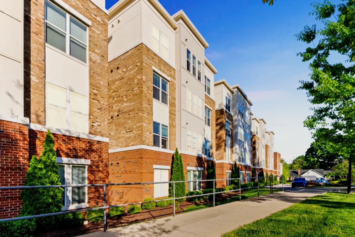 Rush Student Living image 2