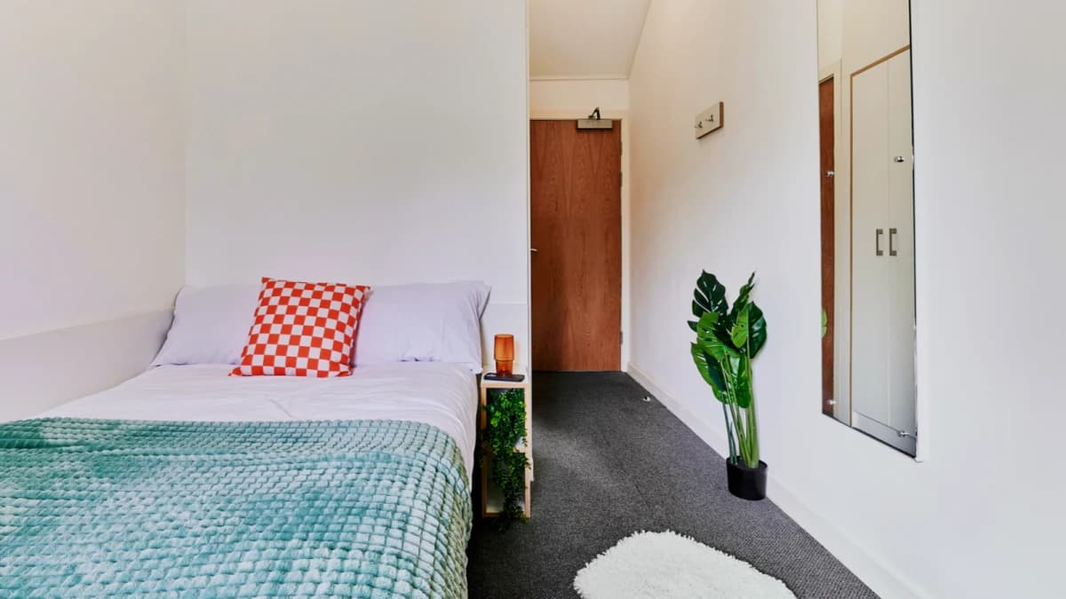 Silver En-suite