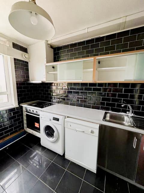 Hornchurch Court image 5