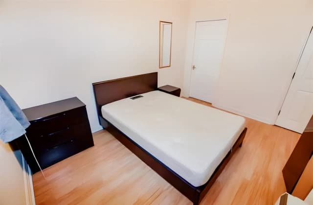 Large Suite