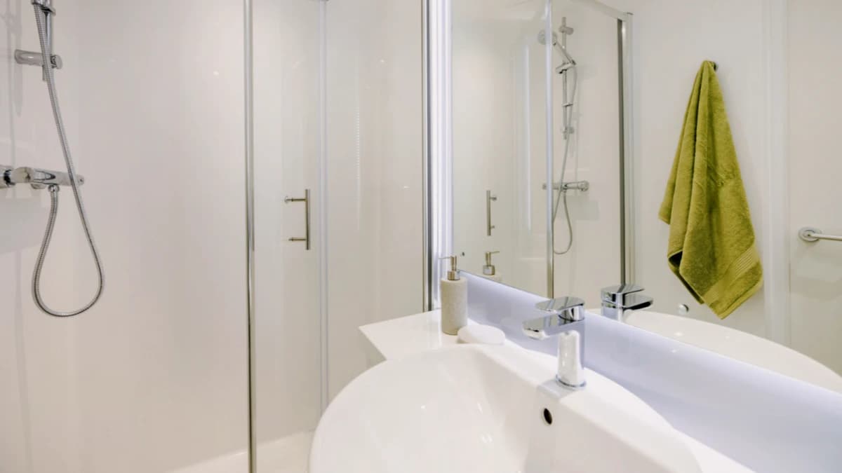 St Gabriels Court image 5