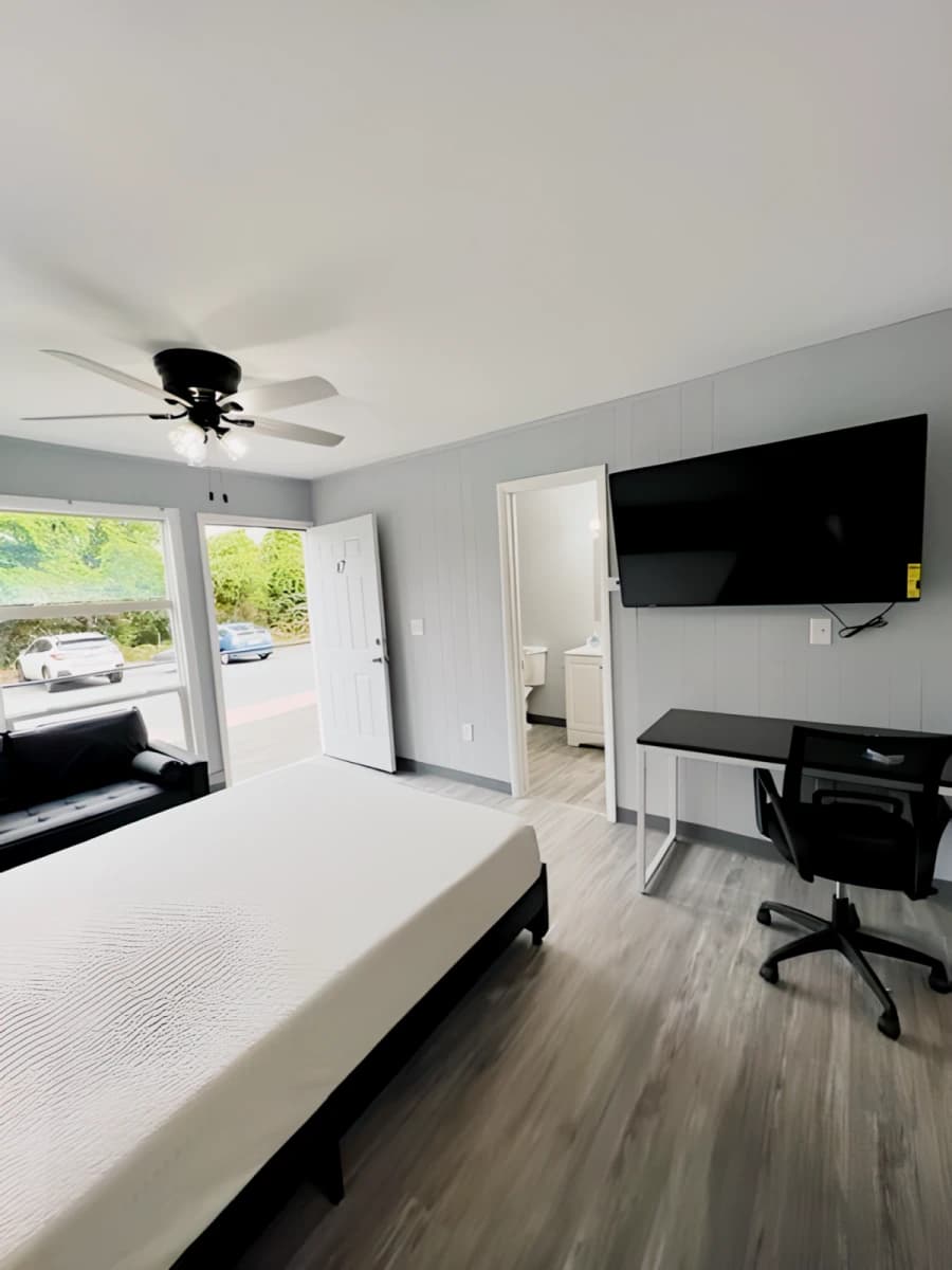 The Studios at 401 image