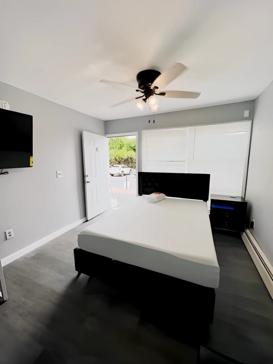 The Studios at 401 image