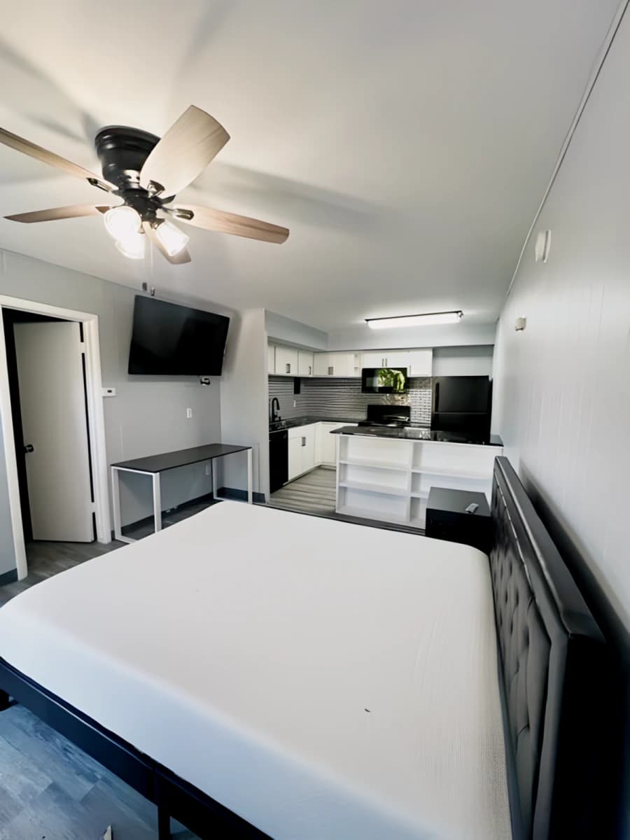 The Studios at 401 image