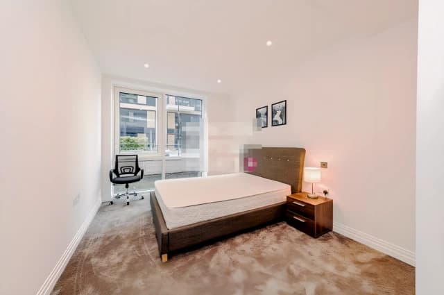 2 Bedroom 2 Bathroom Flat 5