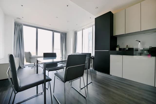 1 Bedroom 1 Bathroom Flat 1503