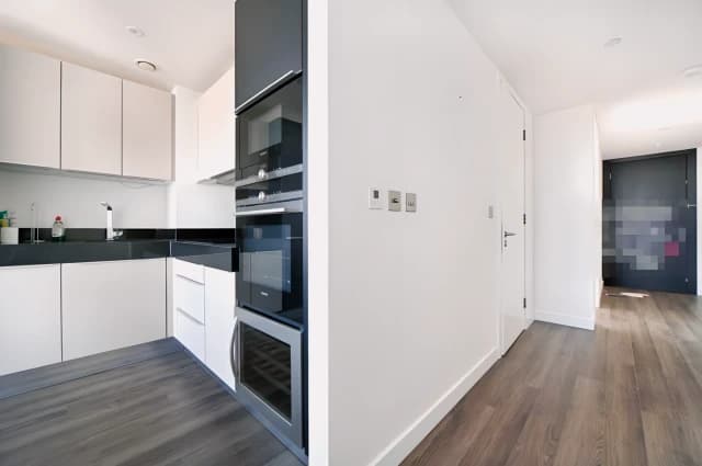 1 Bedroom 1 Bathroom Flat 1503
