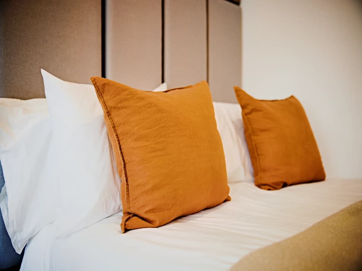 LiveOasis St Albans Place image