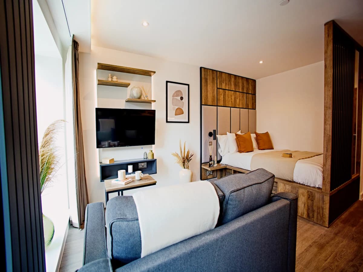 LiveOasis St Albans Place image