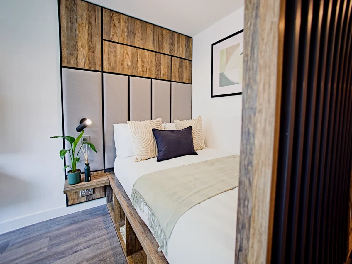 LiveOasis St Albans Place image