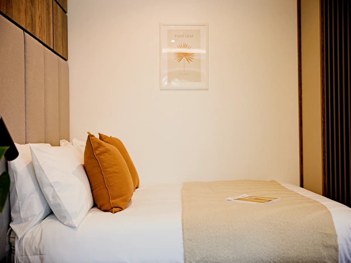 LiveOasis St Albans Place image