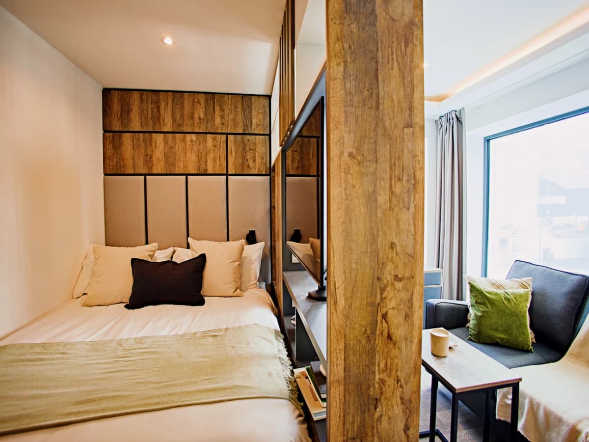 LiveOasis St Albans Place image