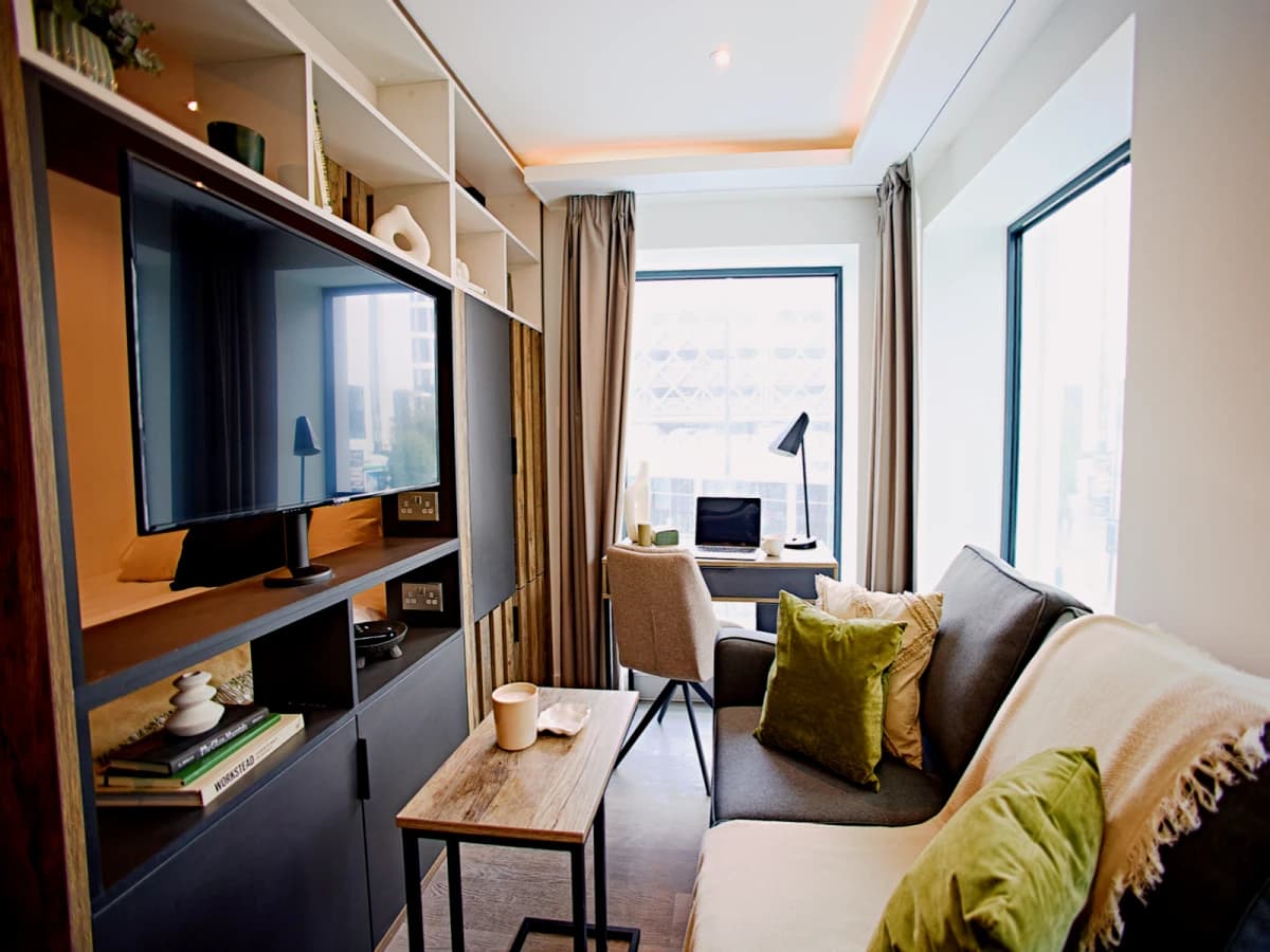 LiveOasis St Albans Place image