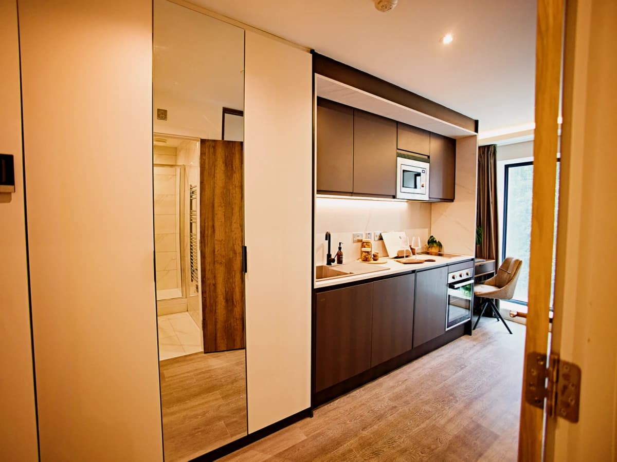 LiveOasis St Albans Place image
