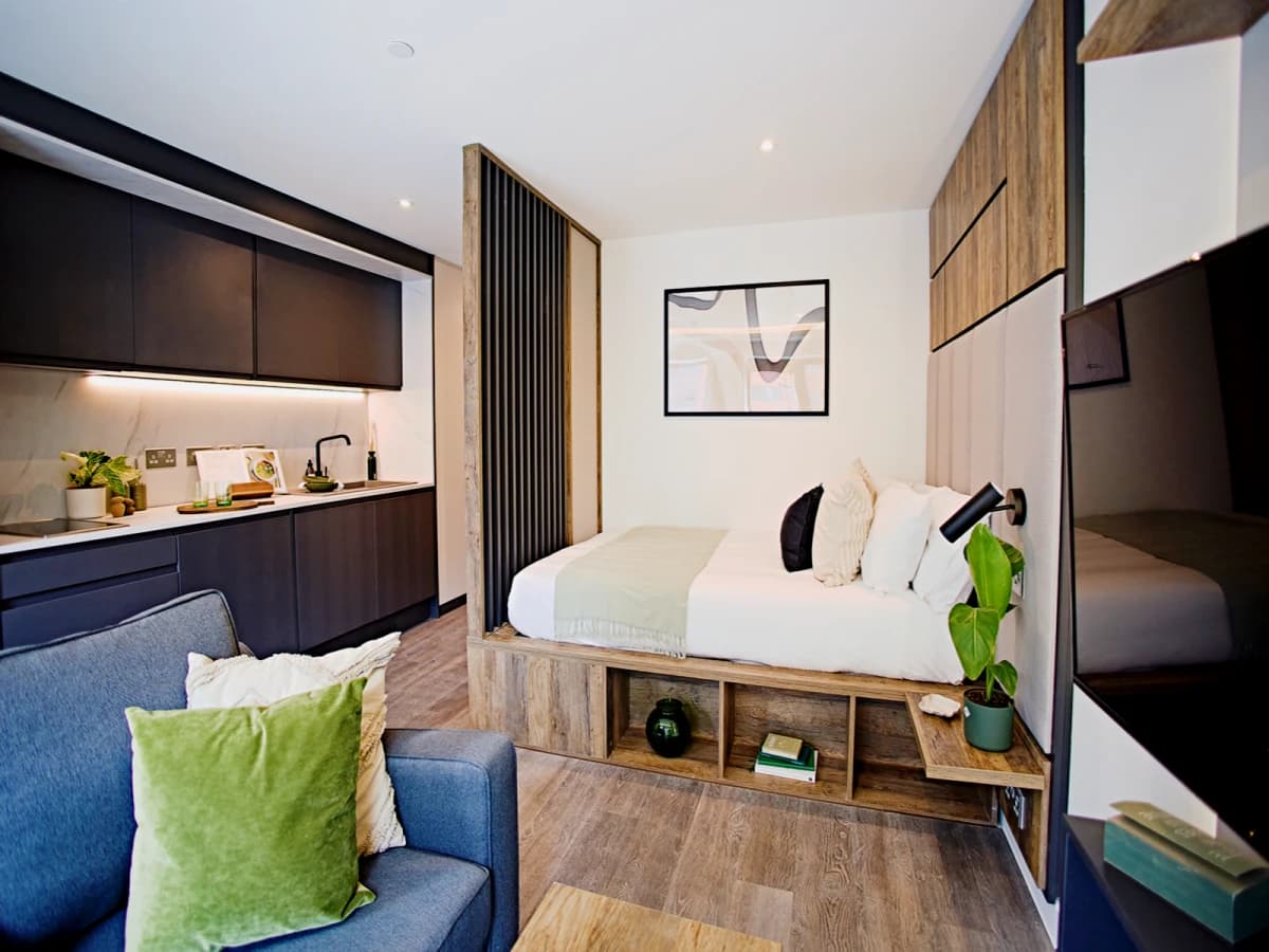 LiveOasis St Albans Place image