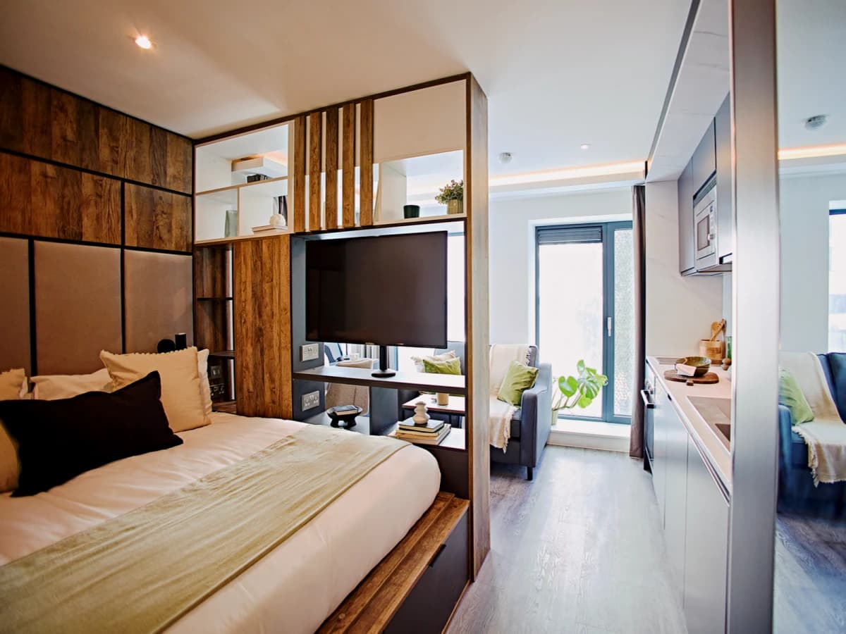 LiveOasis St Albans Place image