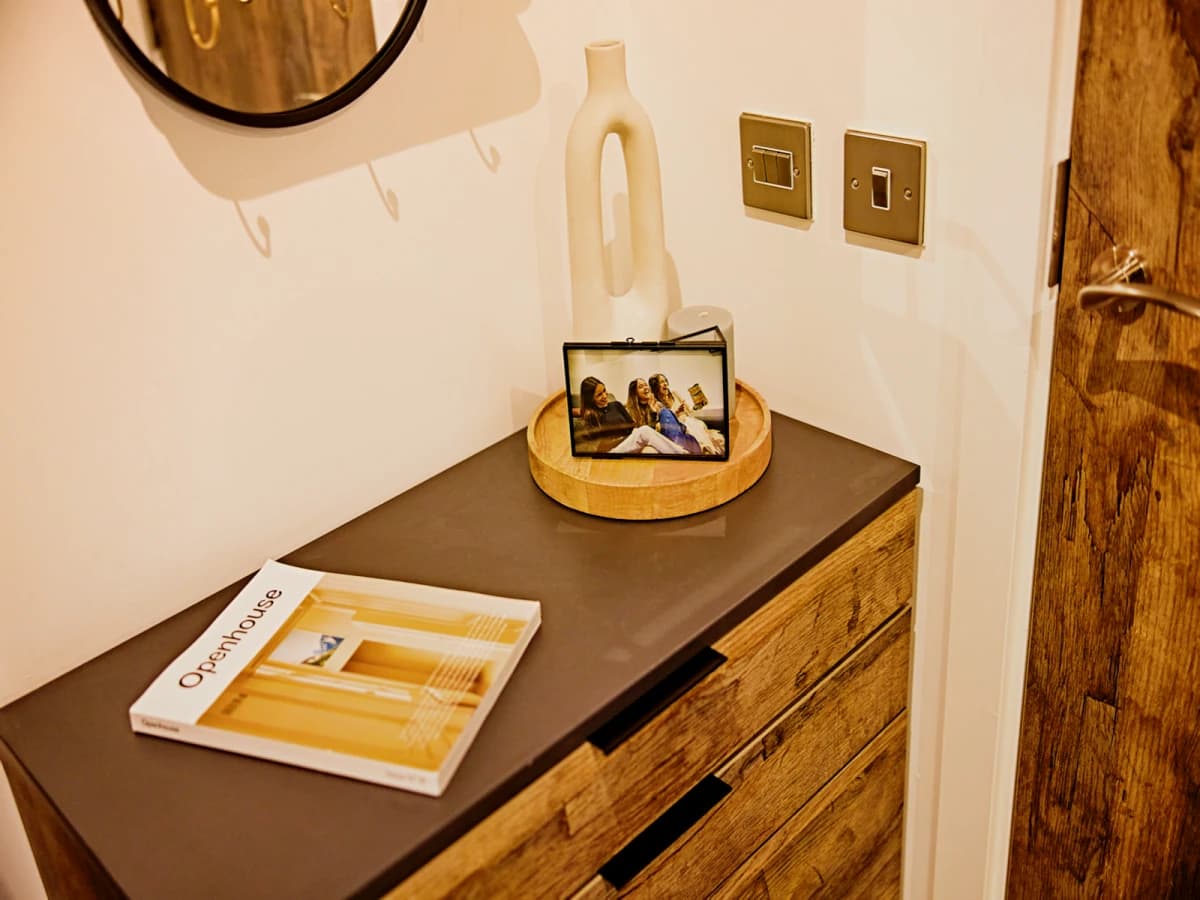 LiveOasis St Albans Place image