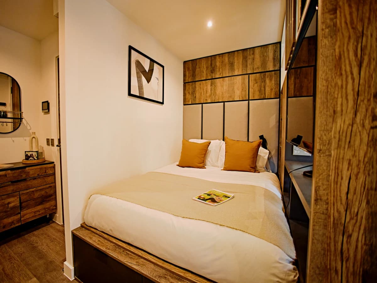 LiveOasis St Albans Place image