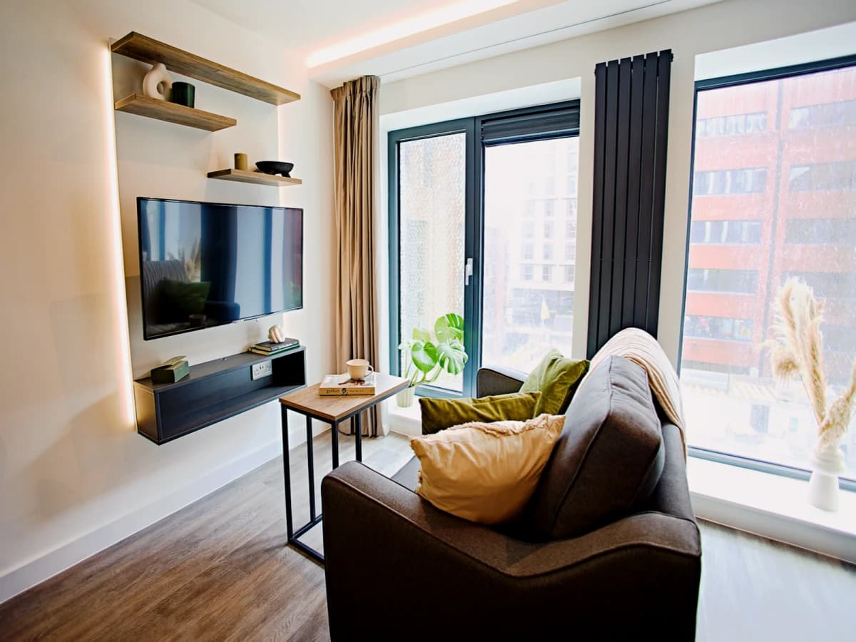 LiveOasis St Albans Place image