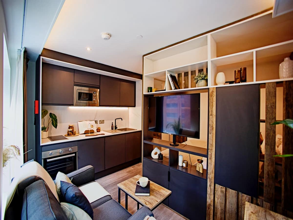 LiveOasis St Albans Place image