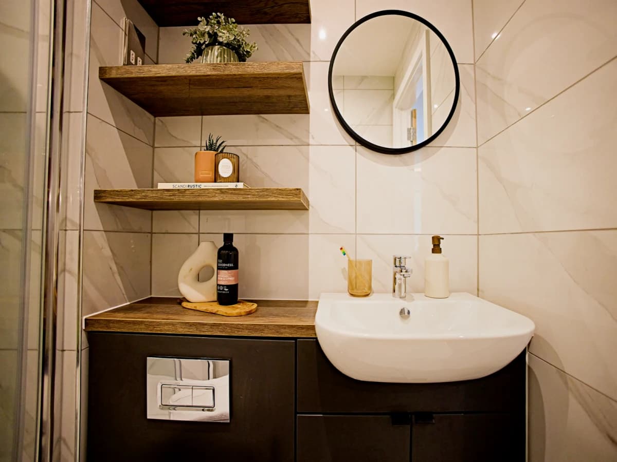 LiveOasis St Albans Place image