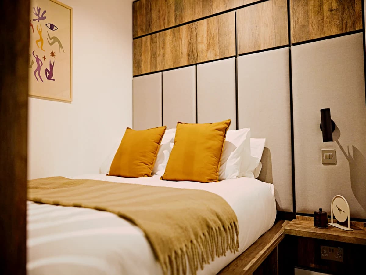 LiveOasis St Albans Place image