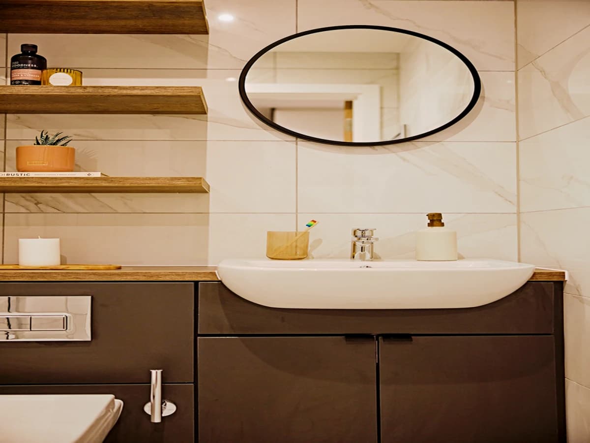 LiveOasis St Albans Place image