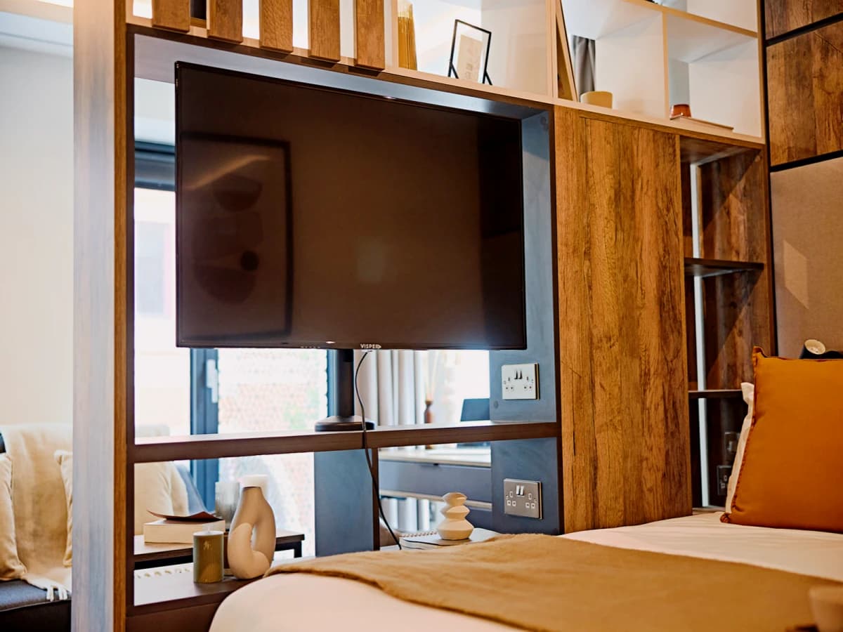 LiveOasis St Albans Place image