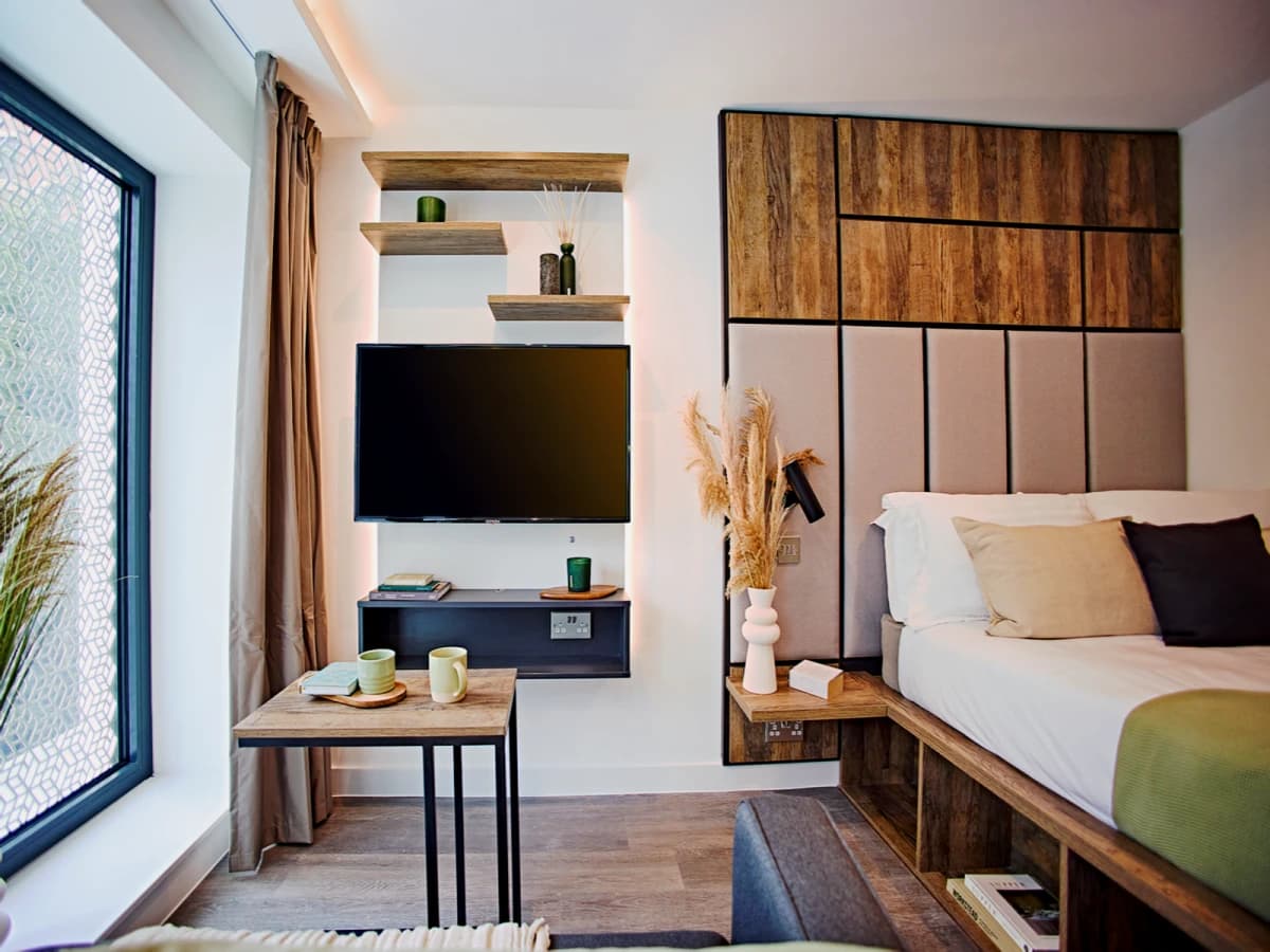 LiveOasis St Albans Place image