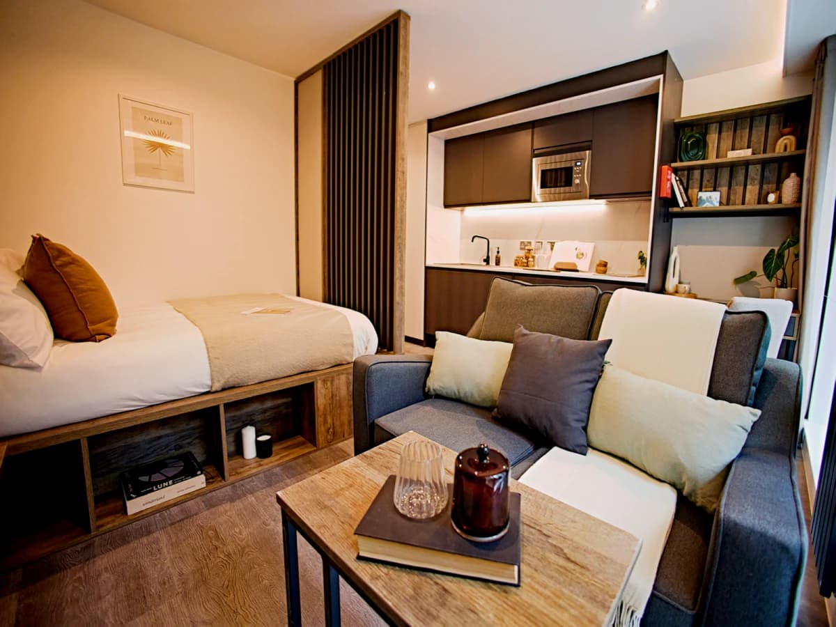 LiveOasis St Albans Place image