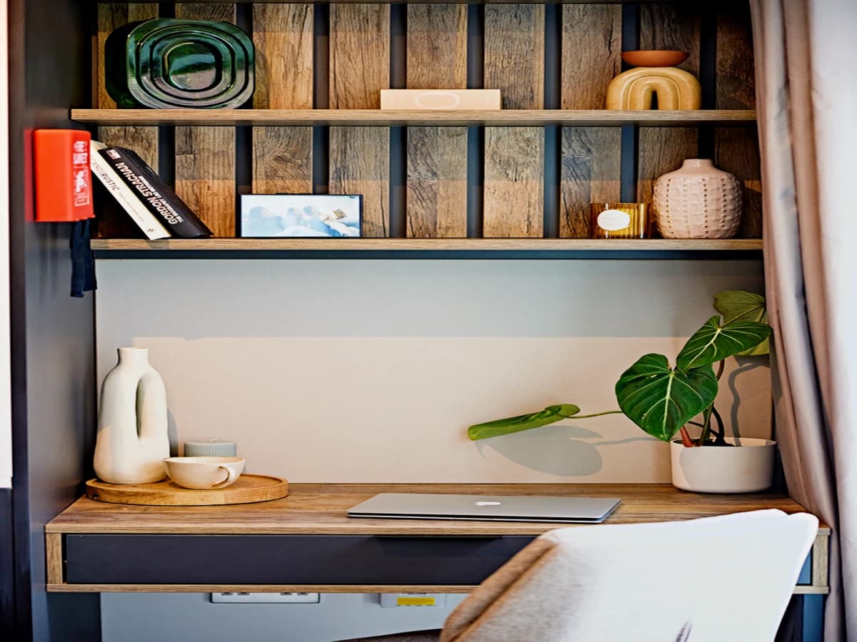 LiveOasis St Albans Place image