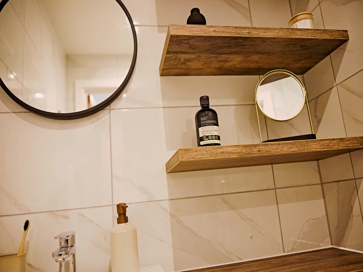LiveOasis St Albans Place image