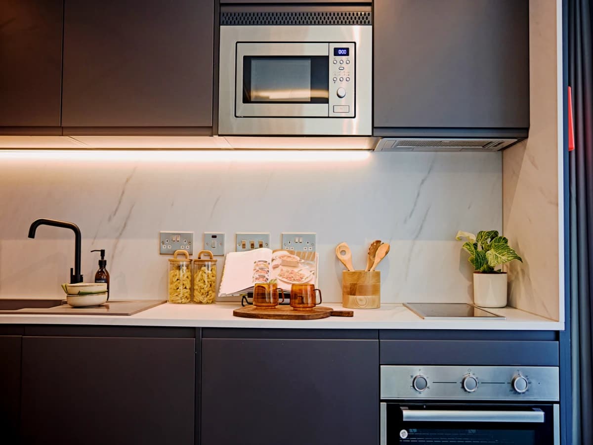 LiveOasis St Albans Place image
