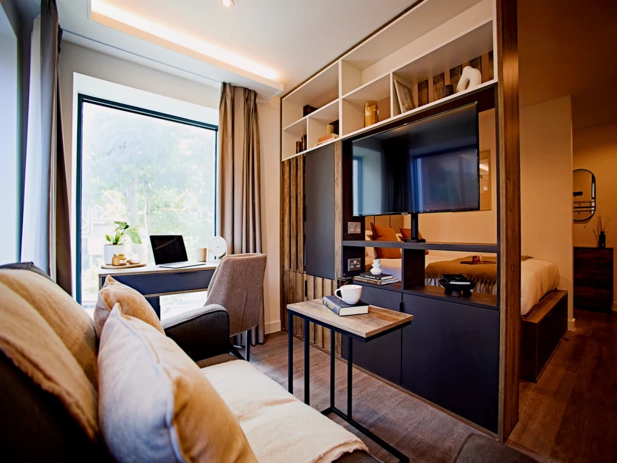 LiveOasis St Albans Place image