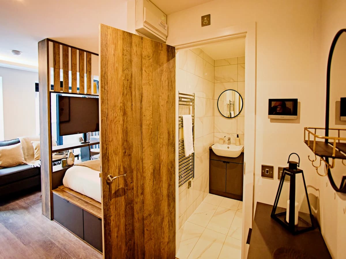 LiveOasis St Albans Place image