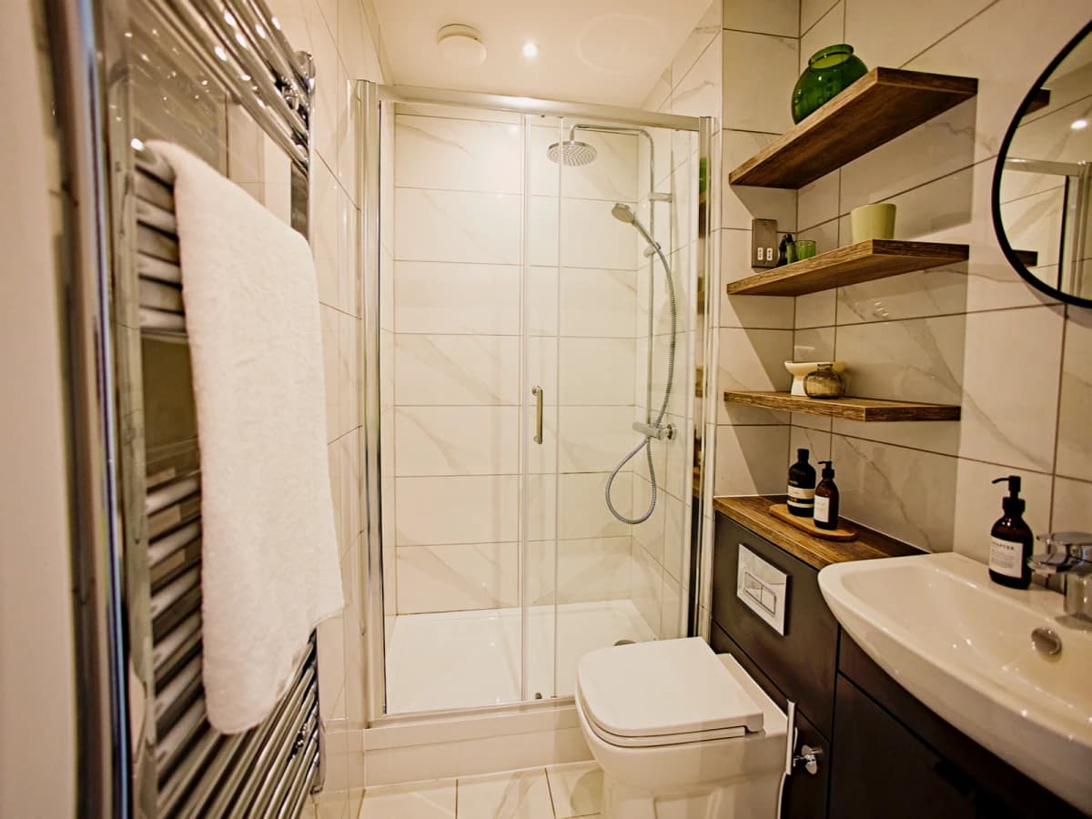 LiveOasis St Albans Place image