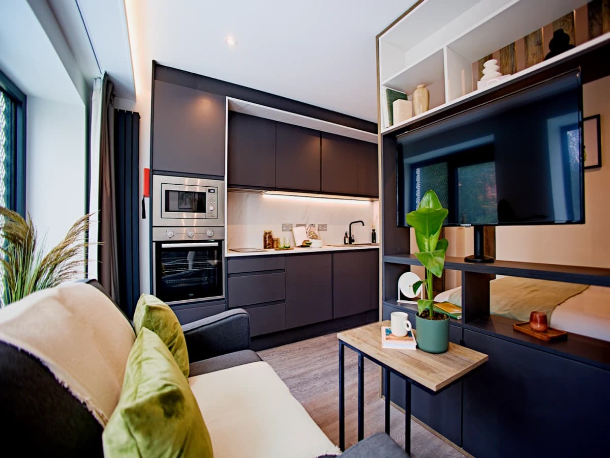 LiveOasis St Albans Place image