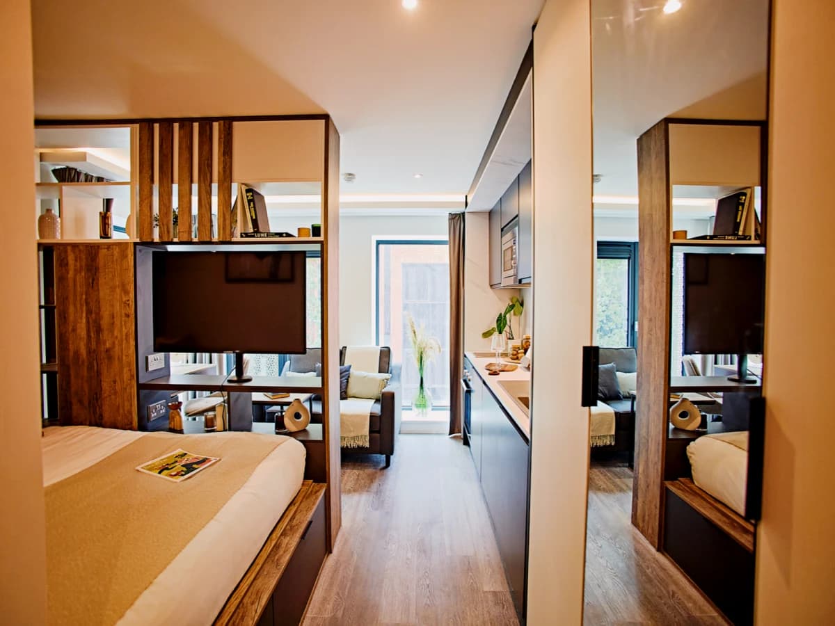 LiveOasis St Albans Place image