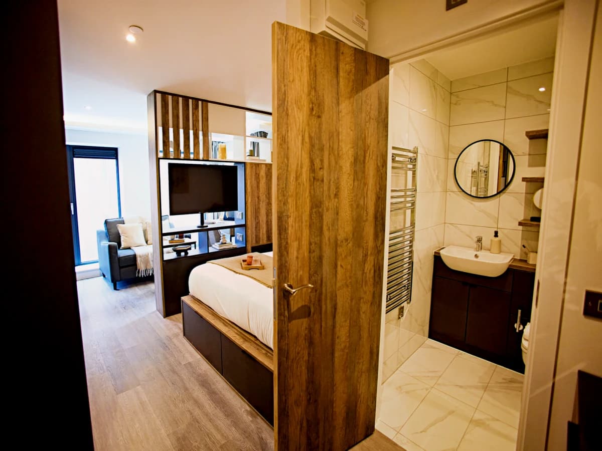 LiveOasis St Albans Place image