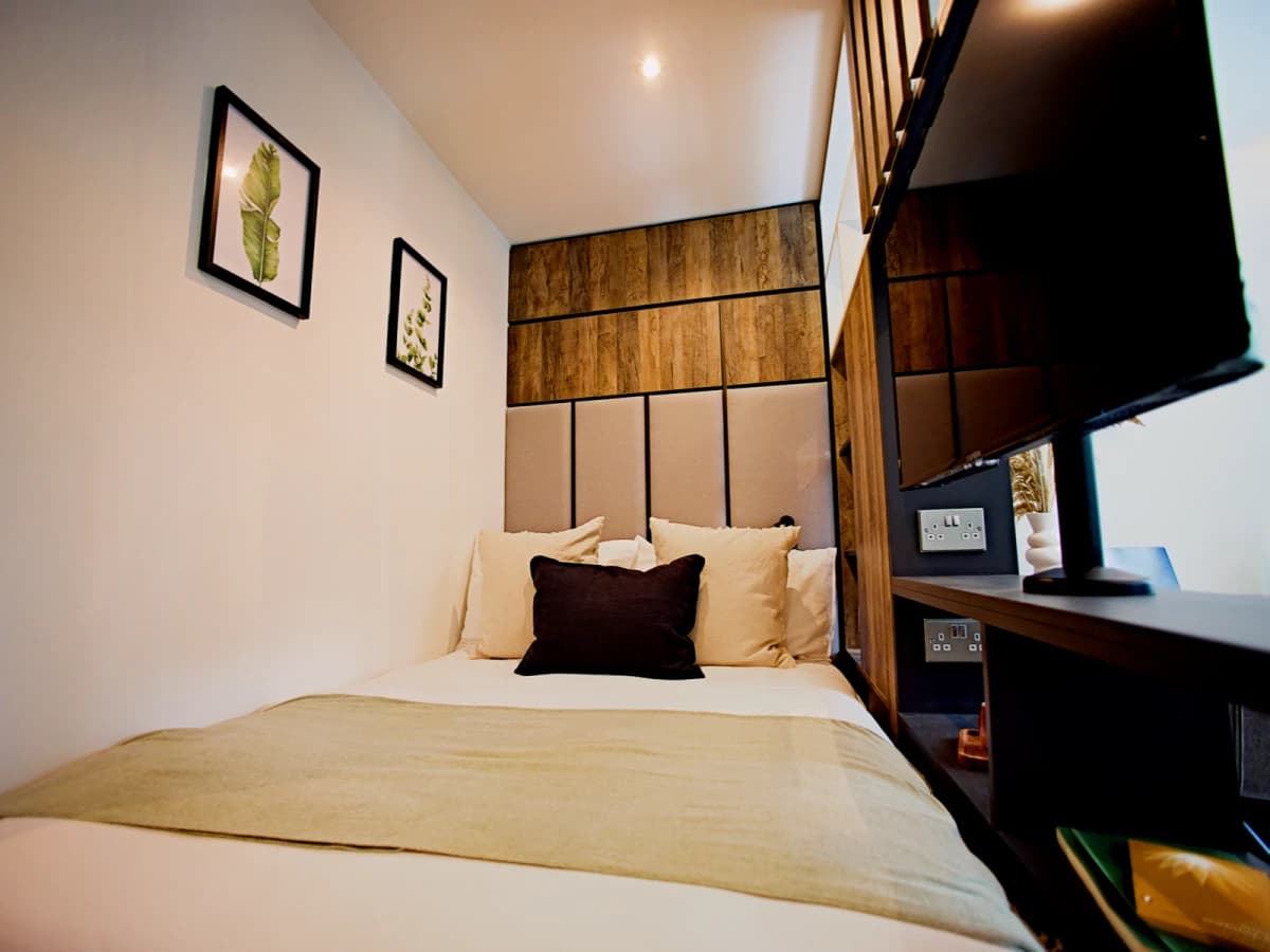 LiveOasis St Albans Place image