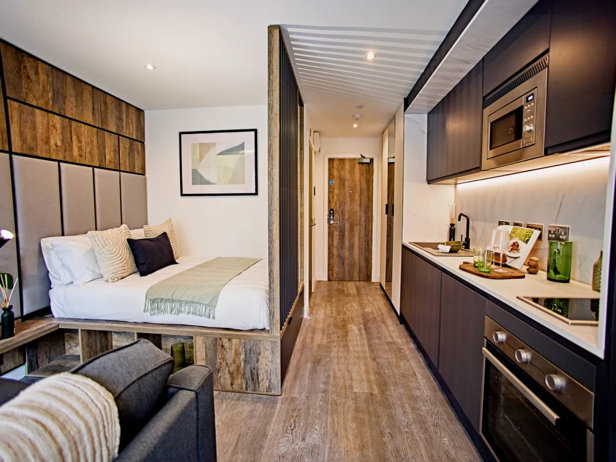 LiveOasis St Albans Place image