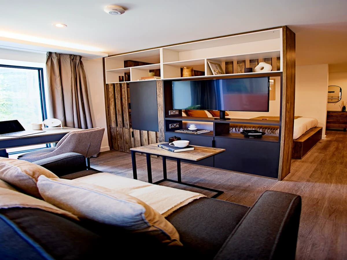 LiveOasis St Albans Place image