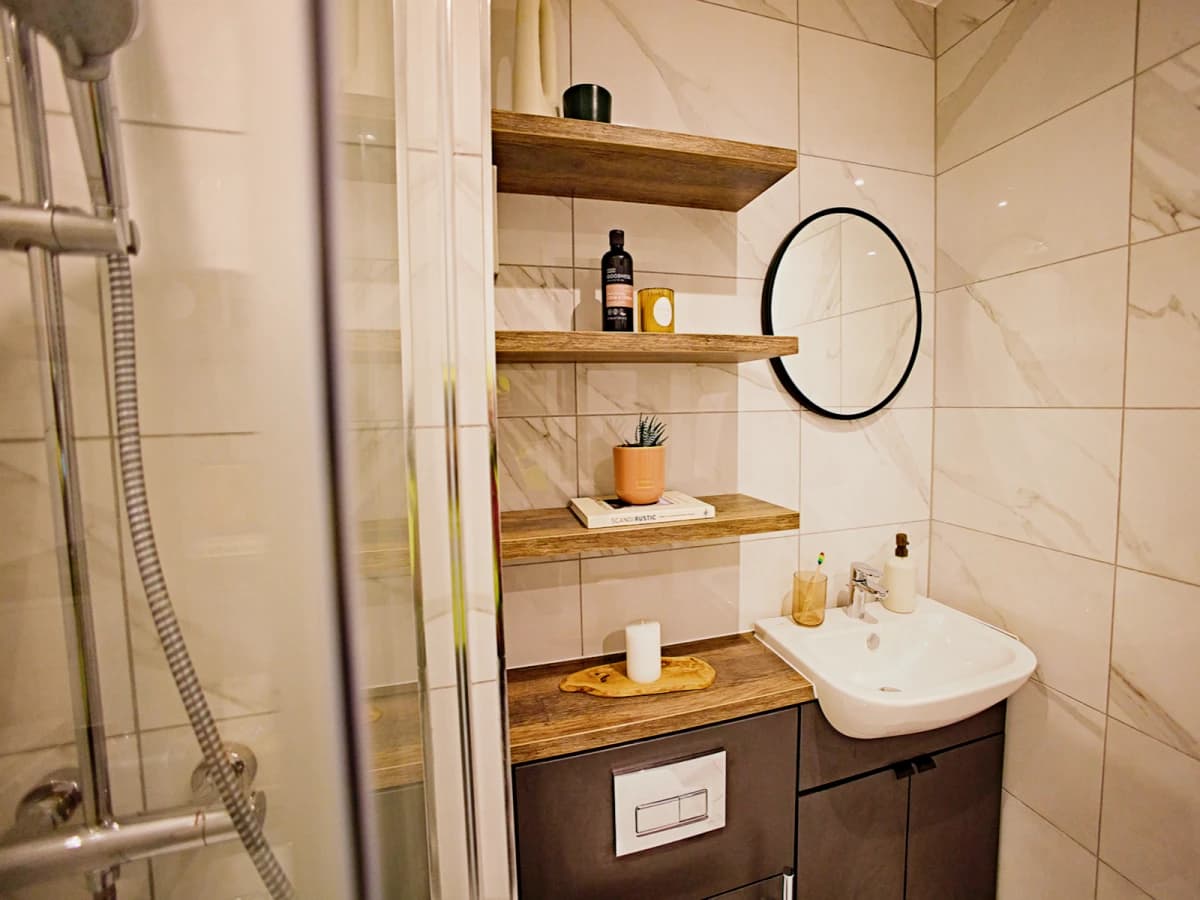 LiveOasis St Albans Place image