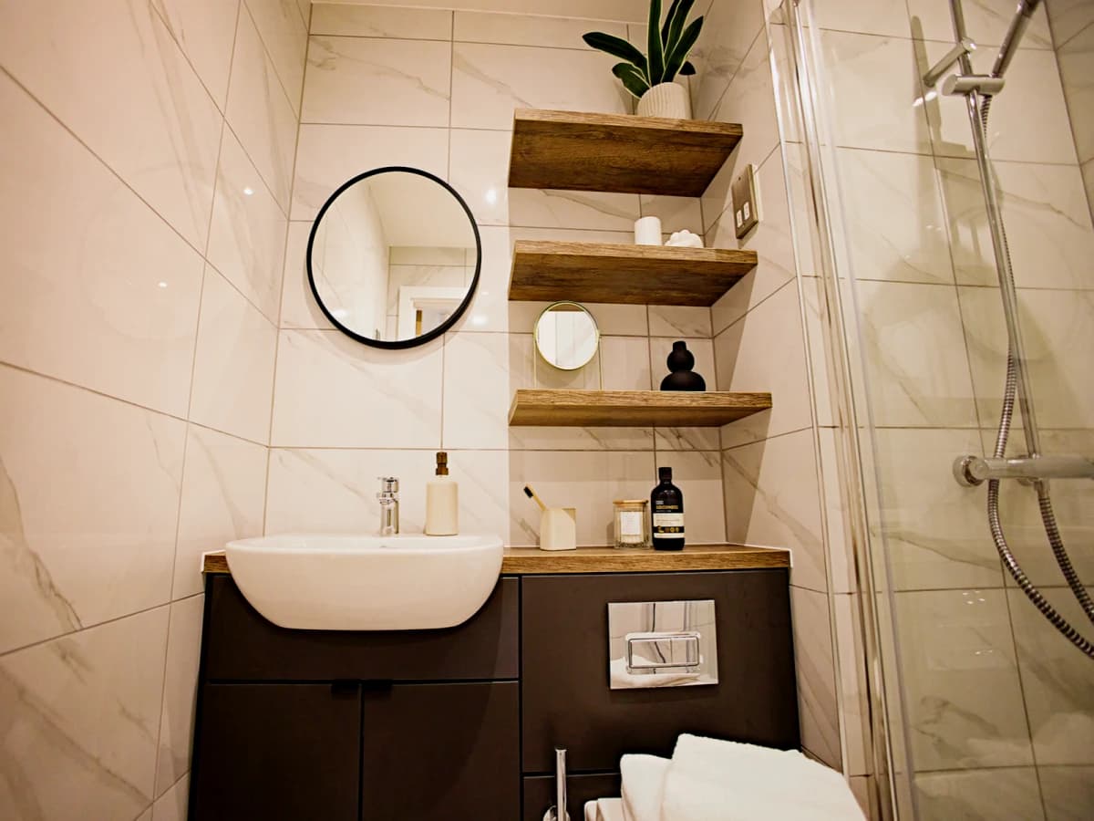 LiveOasis St Albans Place image